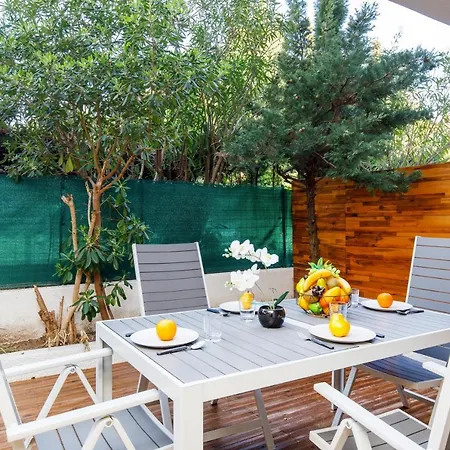 Apartment Le California - Plage Parking Prive Gratuit Terrasse *