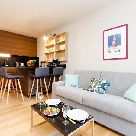 Apartment Le California - Plage Parking Prive Gratuit Terrasse Cannes